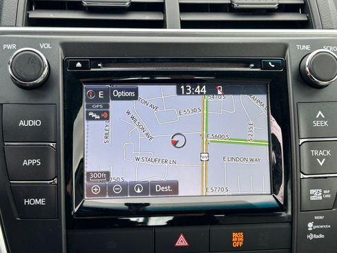 Used 2015 Toyota Camry XLE image 20