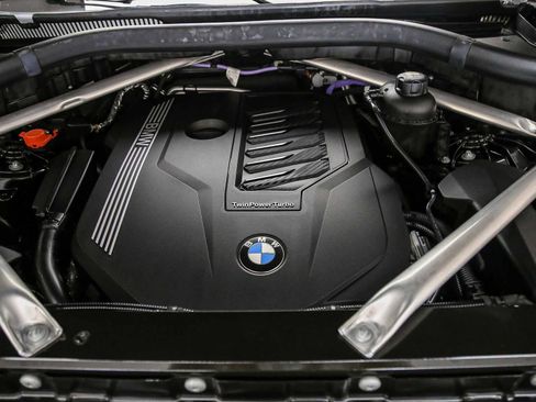 Used 2021 BMW X5 sDrive40i w/ Executive Package RWD image 29