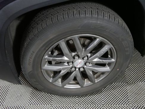 Used 2019 GMC Acadia SLT AWD/4WD image 7