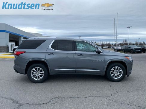 Used 2018 Chevrolet Traverse Premier image 8