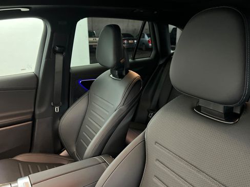 New 2026 Mercedes-Benz GLC 300 4MATIC image 16