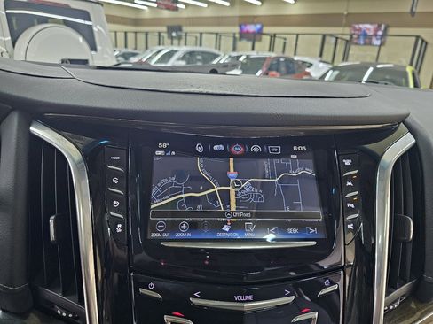 Used 2019 Cadillac Escalade ESV Premium Luxury w/ LPO, Radiant Package image 34