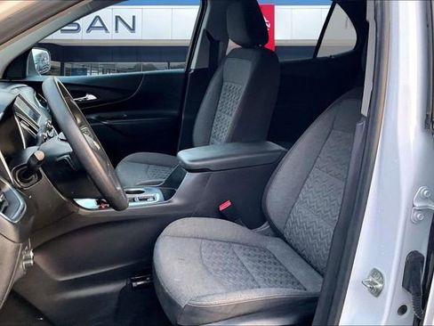 Used 2022 Chevrolet Equinox LT image 18