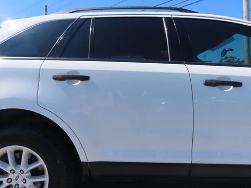 Used 2014 Ford Edge SE FWD image 22