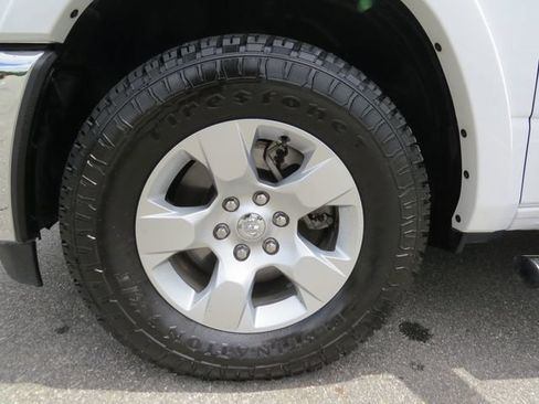 Certified 2025 RAM 1500 Big Horn AWD/4WD image 10