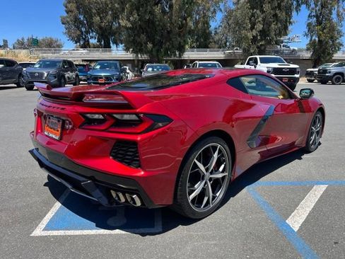 Used 2021 Chevrolet Corvette Stingray Premium Cpe w/ Z51 Performance Package RWD image 7