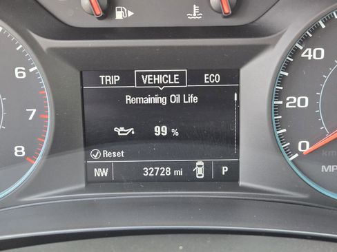 Used 2021 Chevrolet Malibu LT image 14