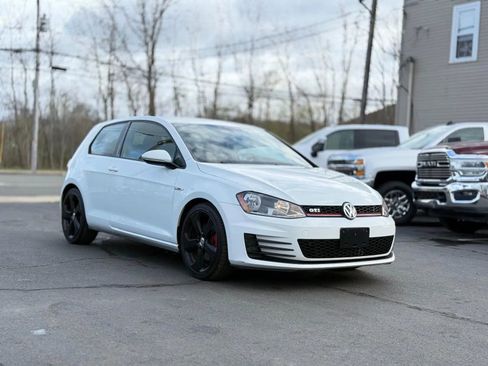 Used 2015 Volkswagen GTI S image 5