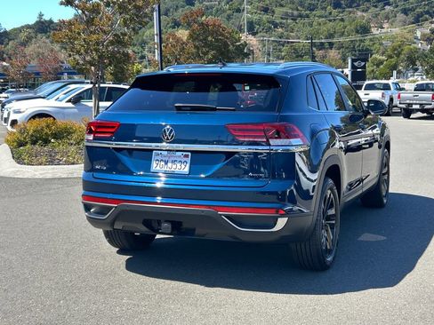 Used 2023 Volkswagen Atlas Cross Sport SE w/ Black Wheel Package AWD/4WD image 5