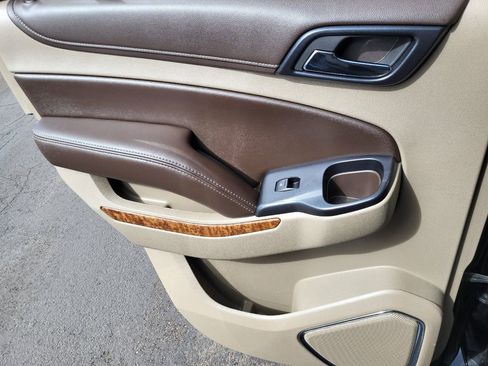 Used 2016 Chevrolet Tahoe LTZ image 23