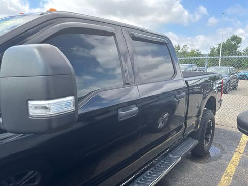 Used 2018 Ford F250 XLT w/ XLT Value Package AWD/4WD image 14