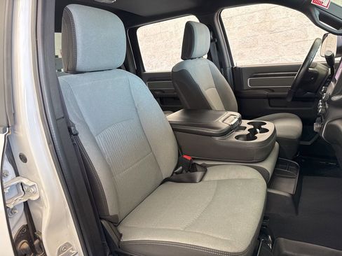Used 2022 RAM 2500 Big Horn AWD/4WD image 46