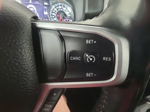 Used 2021 RAM 1500 Big Horn AWD/4WD image 17