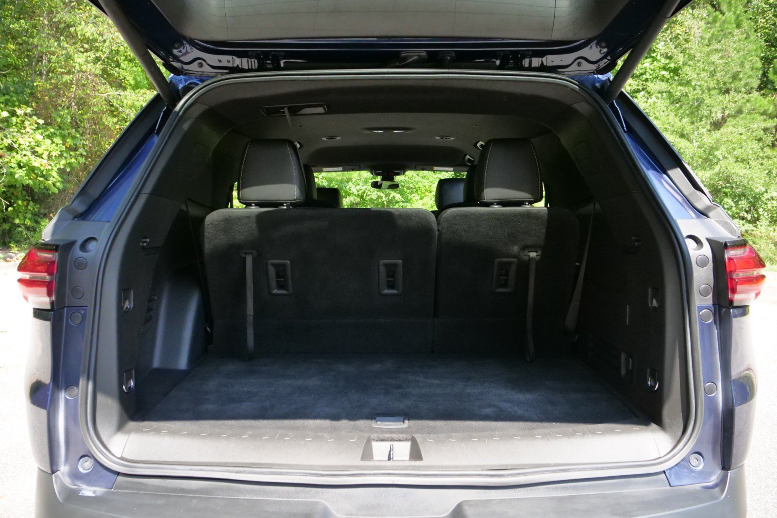 Used 2022 Chevrolet Traverse LT AWD/4WD image 30