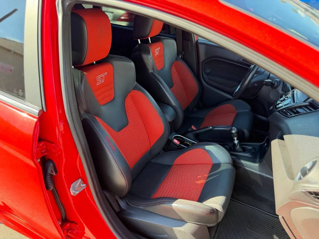 Used 2015 Ford Fiesta ST w/ ST Recaro Package FWD image 36