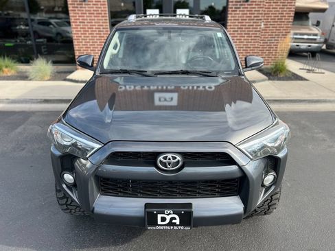 Used 2018 Toyota 4Runner SR5 Premium AWD/4WD image 9
