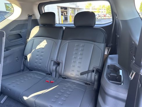 New 2026 Kia EV9 Wind image 26