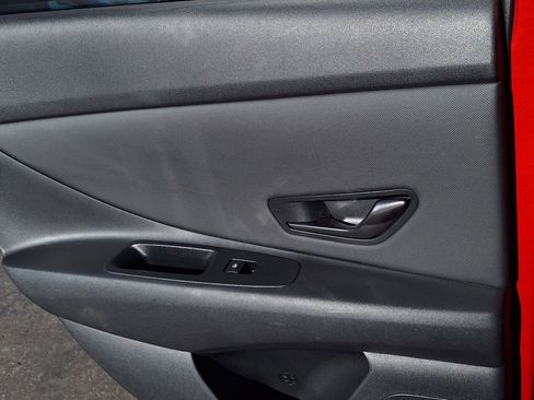 Used 2022 Hyundai Elantra N Line image 14