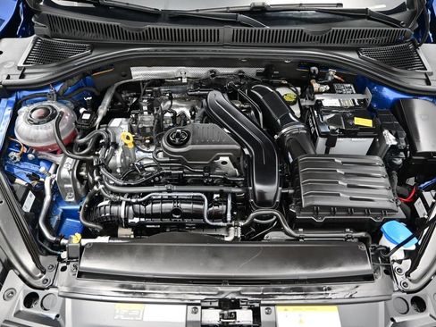 Used 2024 Volkswagen Jetta SE FWD image 11
