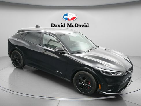 Used 2025 Ford Mustang Mach-E GT AWD/4WD image 34