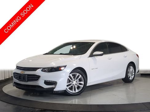 Used 2017 Chevrolet Malibu LT w/ Leather Package FWD image 1