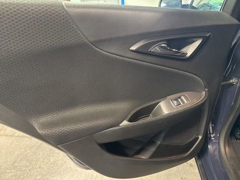 Used 2025 Chevrolet Malibu LT image 29