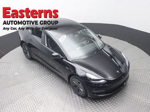 Used 2023 Tesla Model 3 Standard Range RWD image 3