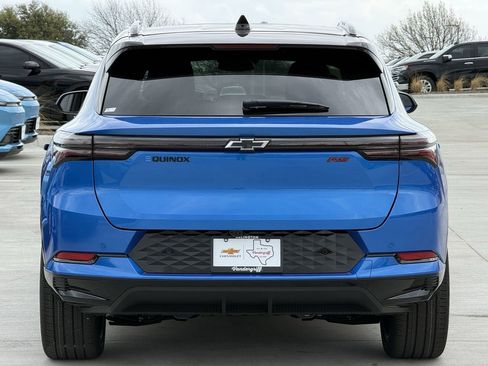 New 2026 Chevrolet Equinox EV RS image 5