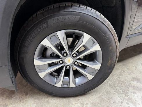 Used 2025 Chevrolet Equinox LT w/ Safety and Technology Package image 27