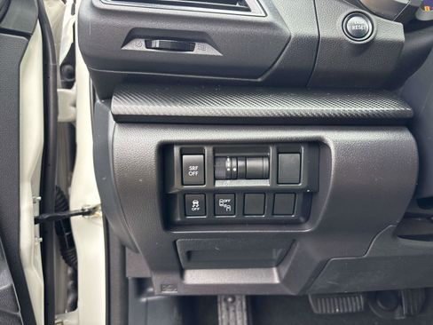 Used 2018 Subaru Impreza 2.0i Premium w/ Eyesight & BSD & Rcta image 18