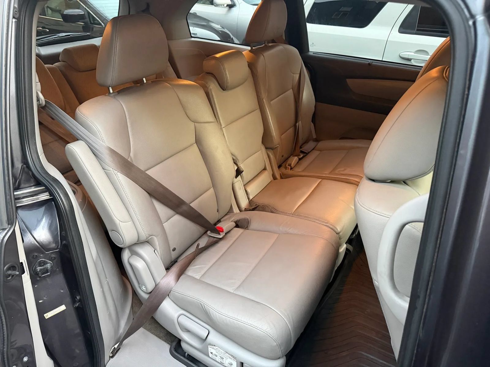 Used 2015 Honda Odyssey EX image 26