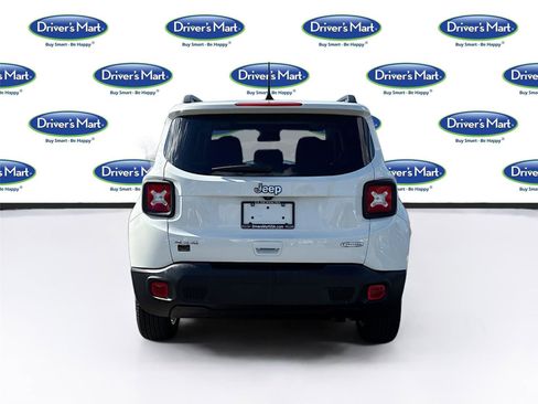 Used 2022 Jeep Renegade Latitude w/ Sun/Sound Group image 6