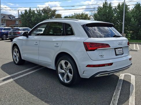 Used 2021 Audi Q5 Prestige w/ Prestige Package AWD/4WD image 7