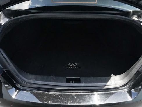 Used 2018 INFINITI Q70 L 3.7 AWD/4WD image 26