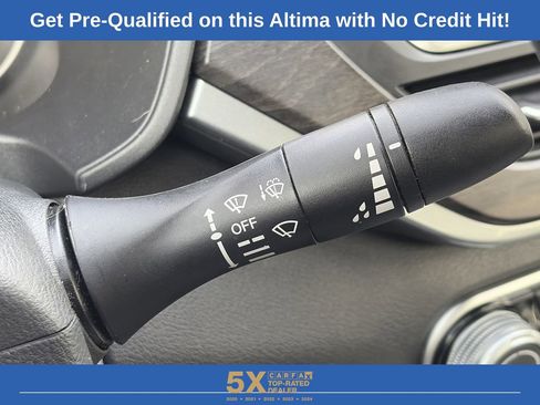 Used 2024 Nissan Altima 2.5 SV w/ SV Premium Package image 21