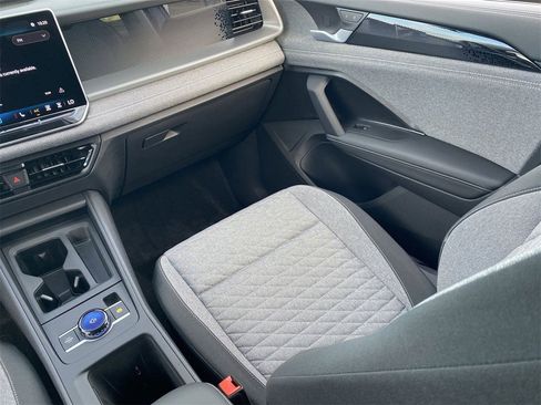 New 2025 Volkswagen Tiguan S image 12