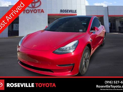 Used 2018 Tesla Model 3 Long Range image 1