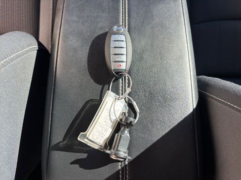 Used 2025 Nissan Altima 2.5 SV image 22