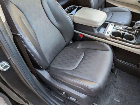 Used 2023 Kia Carnival SX FWD image 30