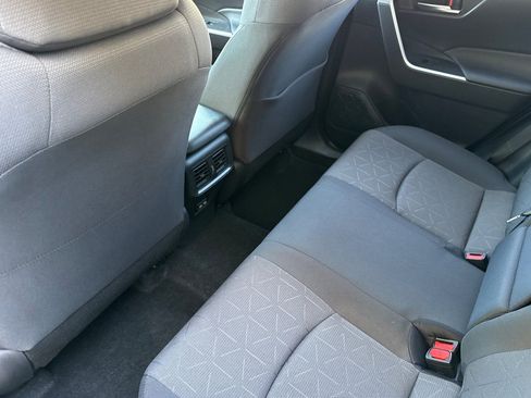 Used 2025 Toyota RAV4 XLE w/ Convenience Package AWD/4WD image 13