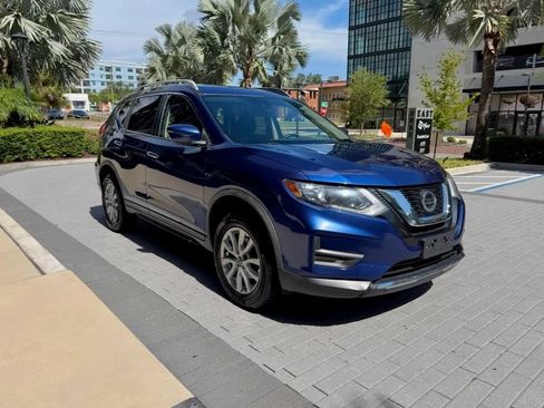 Used 2019 Nissan Rogue SV AWD/4WD image 7
