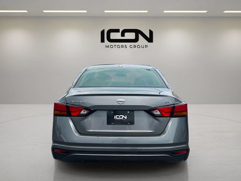 Used 2024 Nissan Altima 2.5 SV FWD image 4