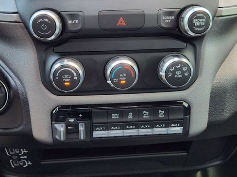 Certified 2024 RAM 2500 Tradesman w/ Special Service Vehicle Group AWD/4WD image 22