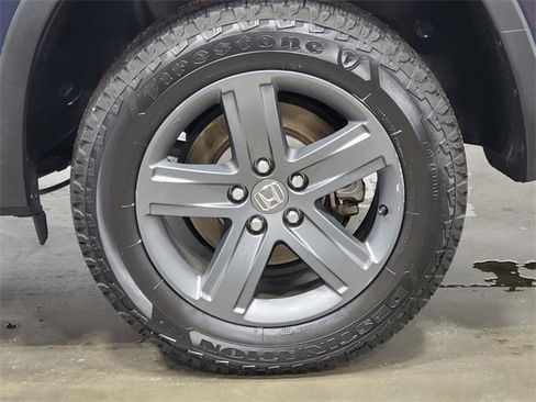 Certified 2023 Honda Ridgeline RTL image 9