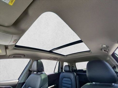 Used 2021 Volkswagen Atlas SEL Premium AWD/4WD image 15