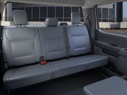 New 2025 Ford F250 XL w/ FX4 Off-Road Package AWD/4WD image 11