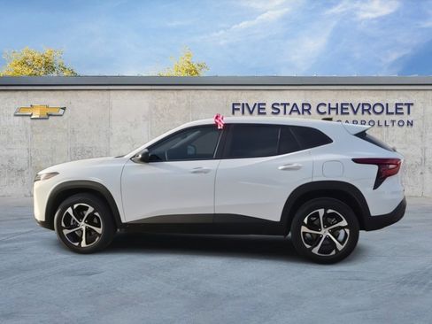 Used 2024 Chevrolet Trax RS w/ Driver Confidence Package image 6