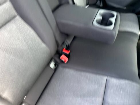 Used 2026 Nissan Rogue SV FWD image 48