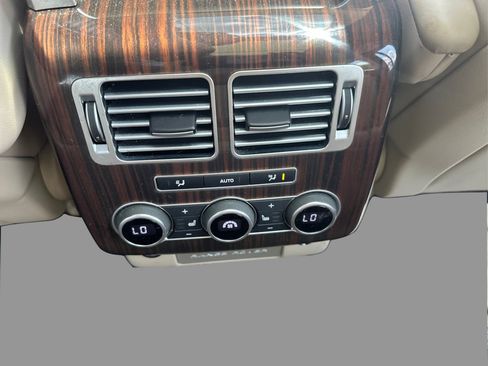 Used 2017 Land Rover Range Rover Supercharged AWD/4WD image 24