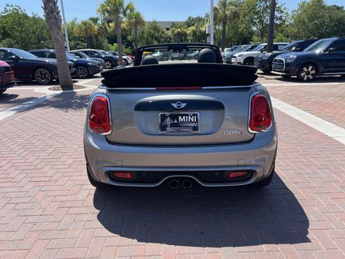 Used 2017 MINI Cooper S FWD image 9